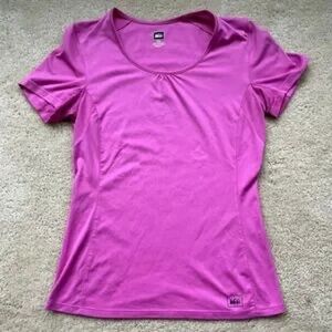 Women's Pink Short Sleeve Top